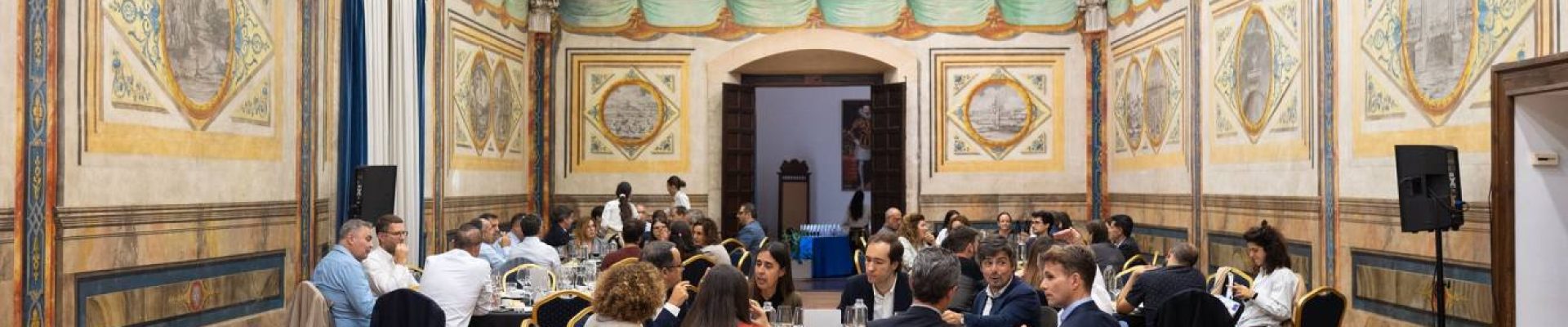 RIS3 – Cooperação Territorial, Inovação e Estratégias de Especialização Inteligente 3 RIS3 - Cooperação Territorial, Inovação e Estratégias de Especialização Inteligente 3